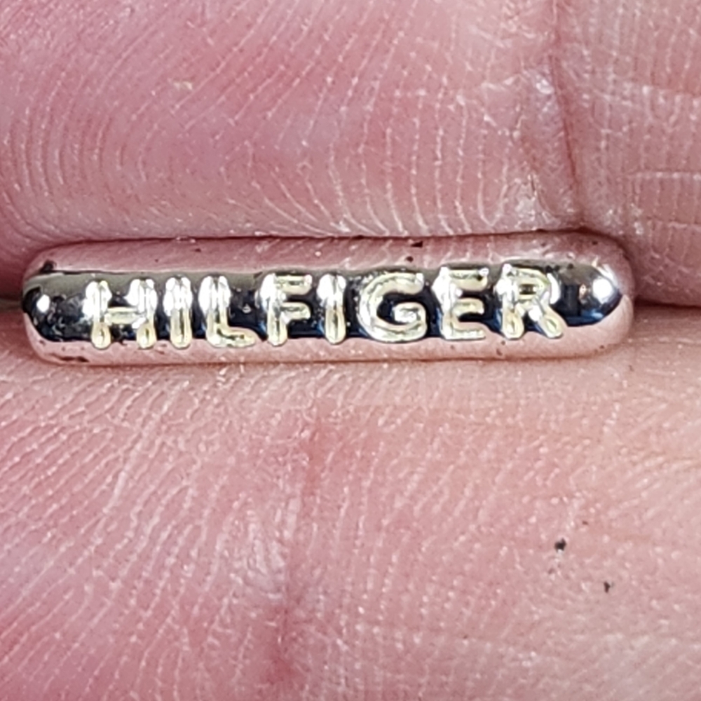 Tommy Hilfiger Silver Tone 15" Choker Necklace Tri-Color Shark Tooth Pendant - Picture 3 of 7